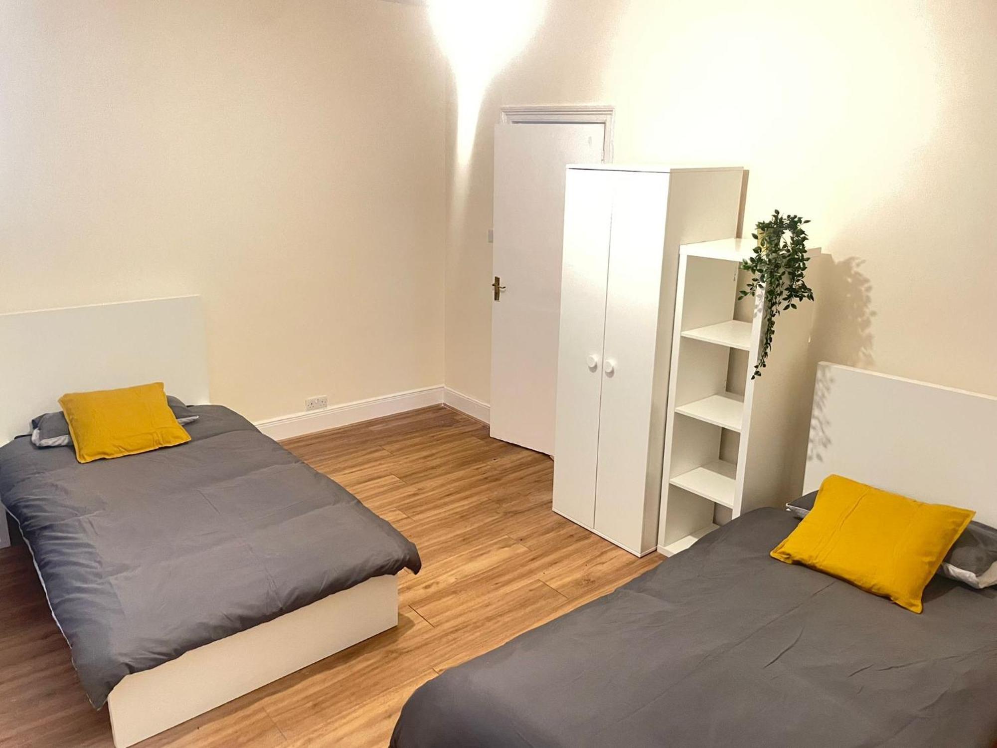Nunhead 5mins Walk To Metro