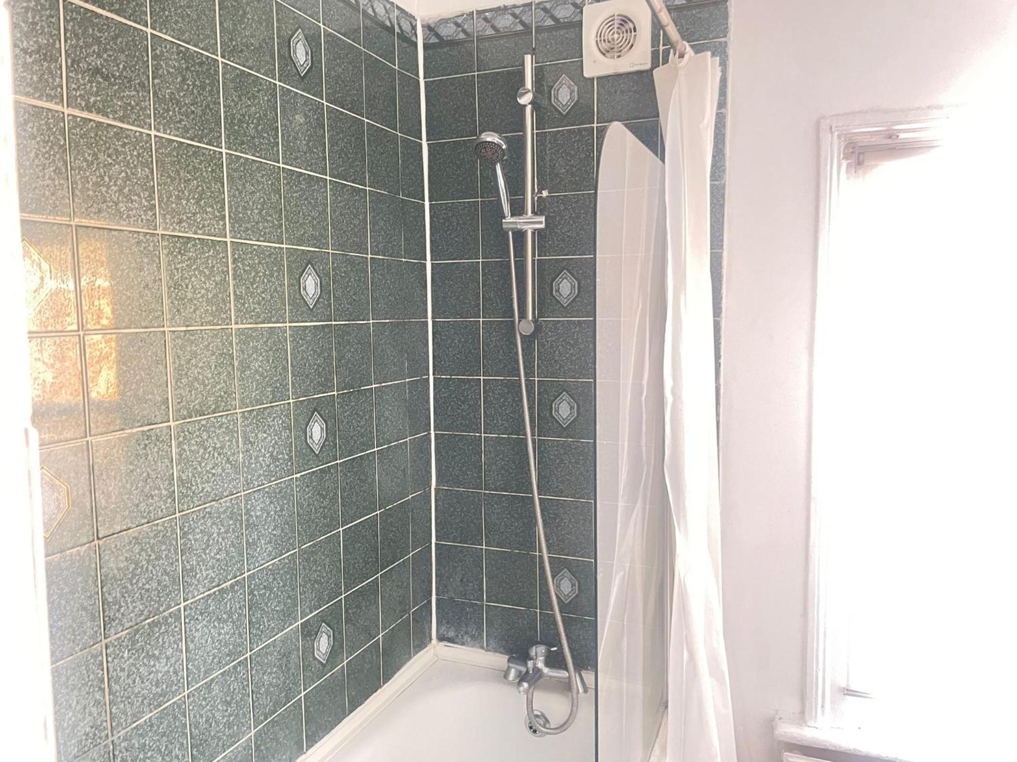 Nunhead 5mins Walk To Metro * London